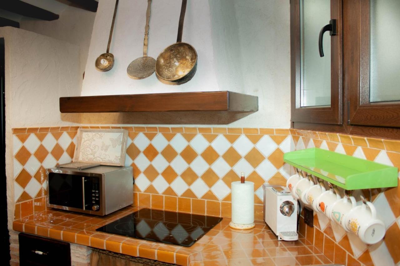 Casa Rural La Bodega, Ofrece Cata De Vino Gratis Horche Eksteriør bilde