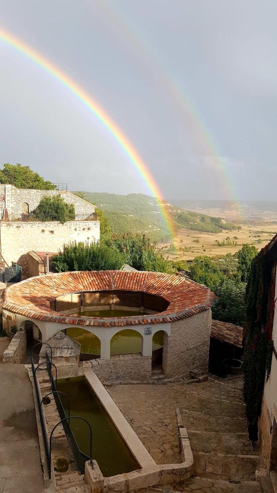Casa Rural La Bodega, Ofrece Cata De Vino Gratis Horche Eksteriør bilde