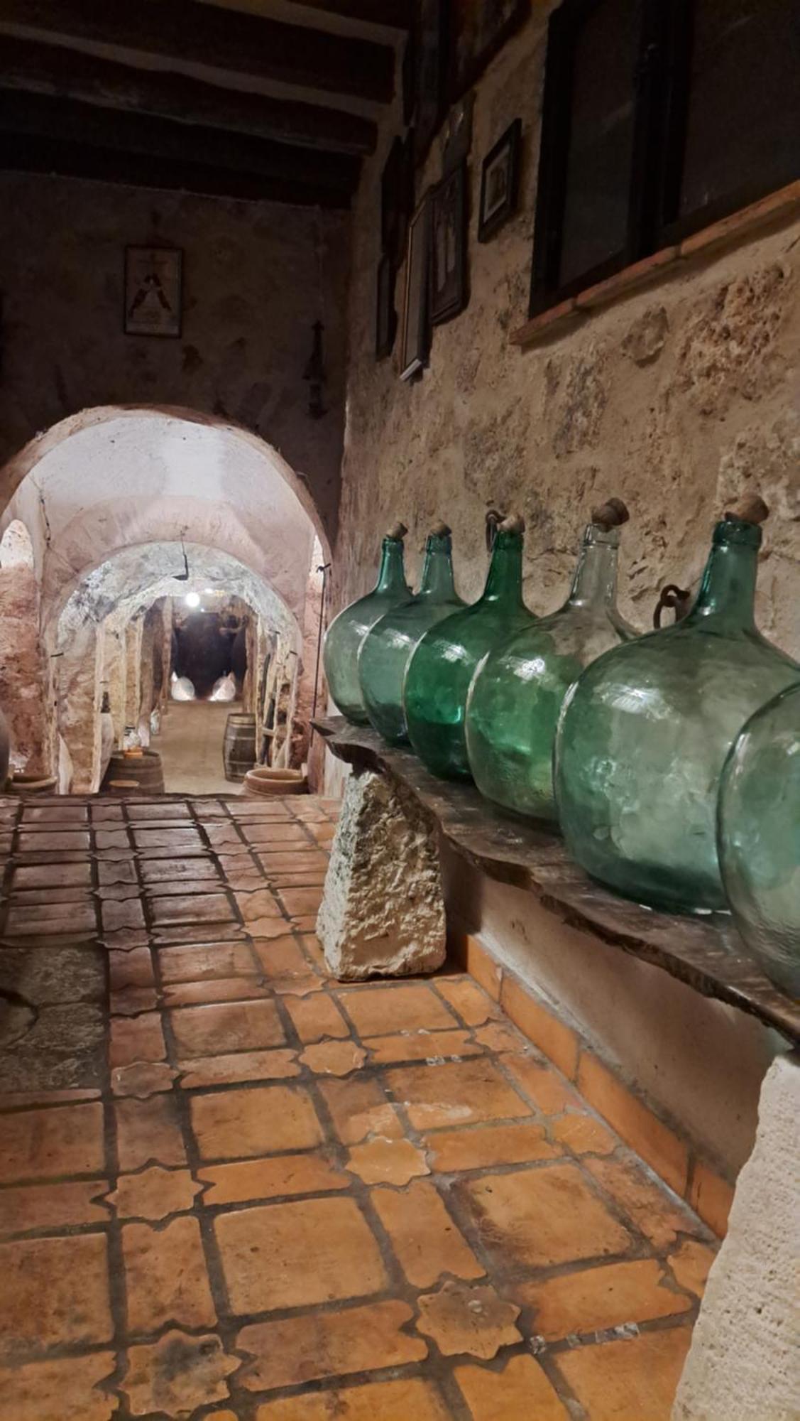 Casa Rural La Bodega, Ofrece Cata De Vino Gratis Horche Eksteriør bilde